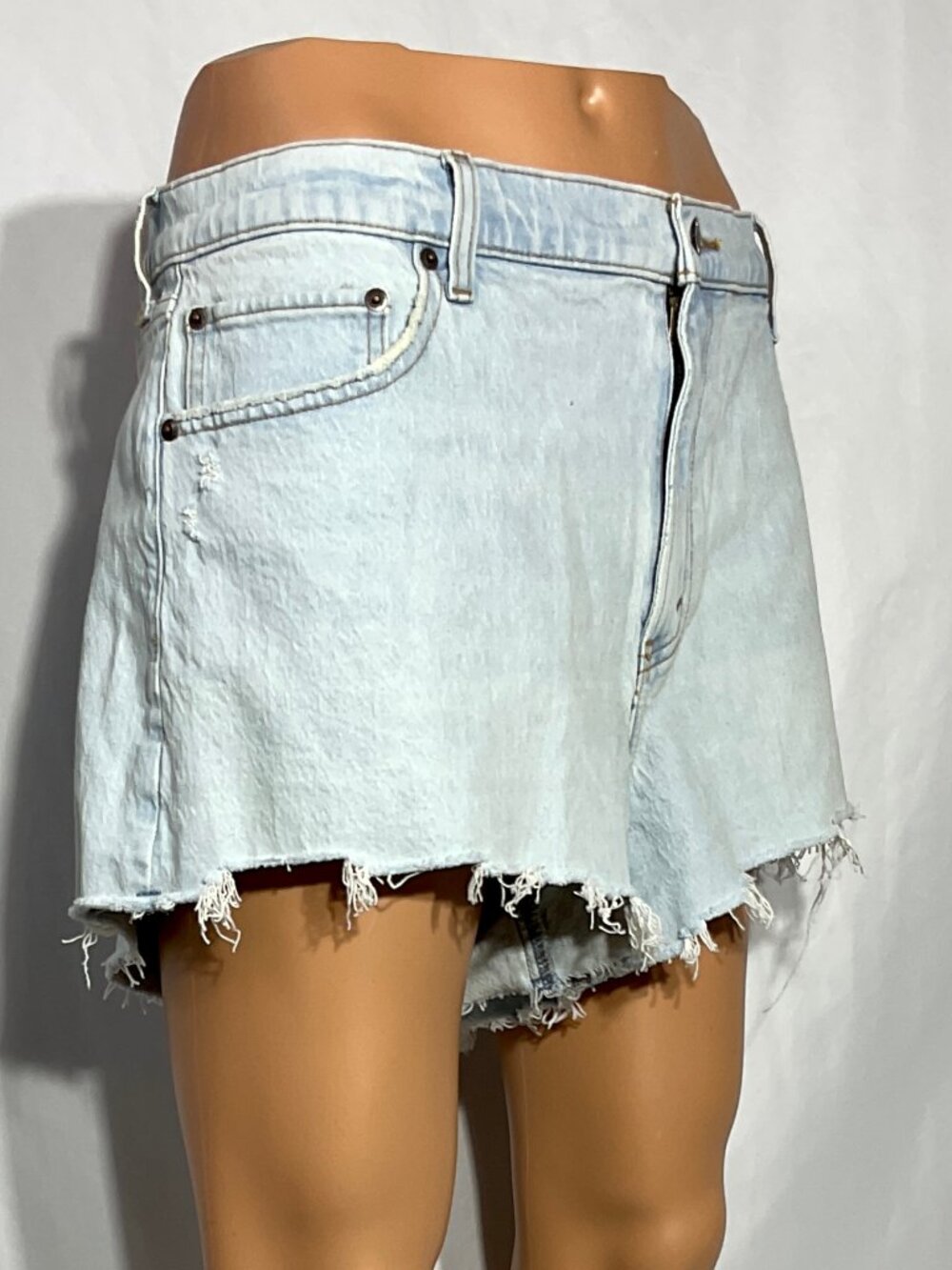 NWT Abercrombie & Fitch Sz 34 High-Waist Mom Shorts Women Jean Denim